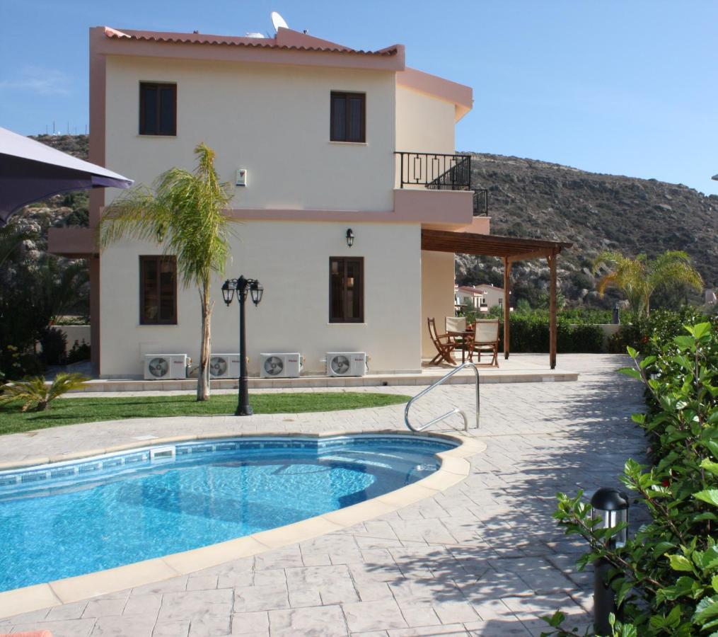 Holidays Villas Пісурі Екстер'єр фото