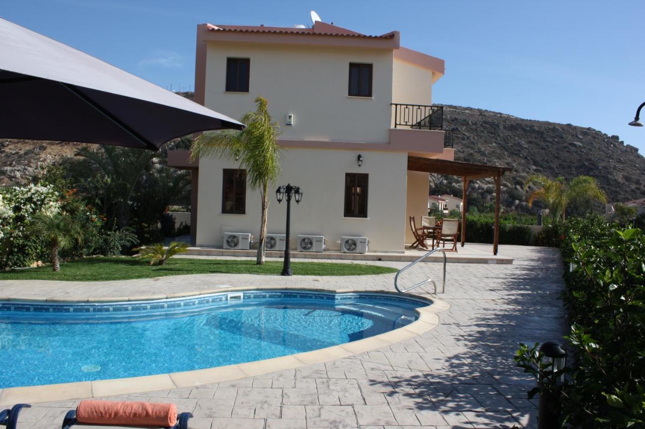 Holidays Villas Пісурі Екстер'єр фото